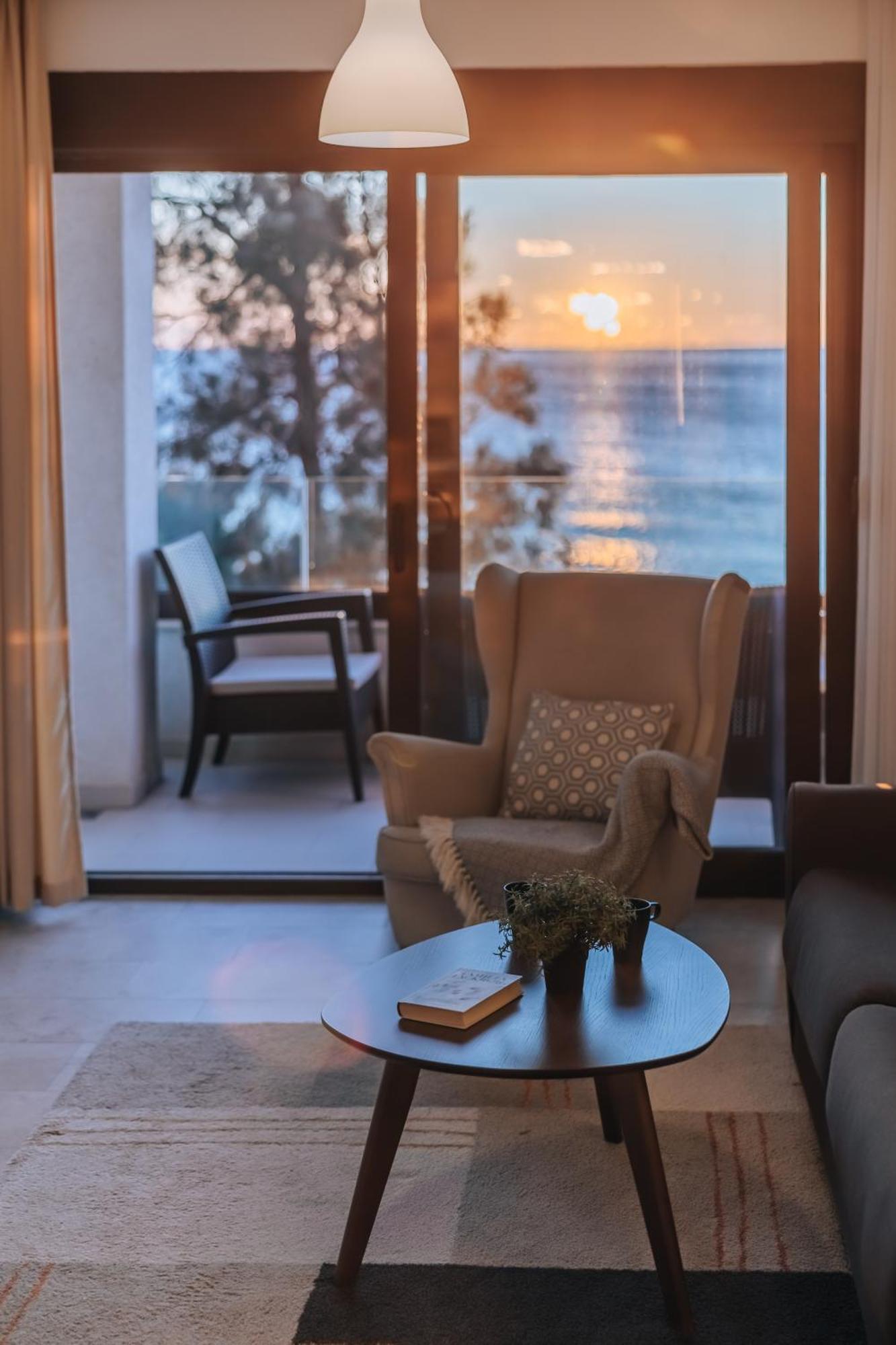 Apartments Kuce Lekovica Beach & Snack Bar- Bistro Номер фото