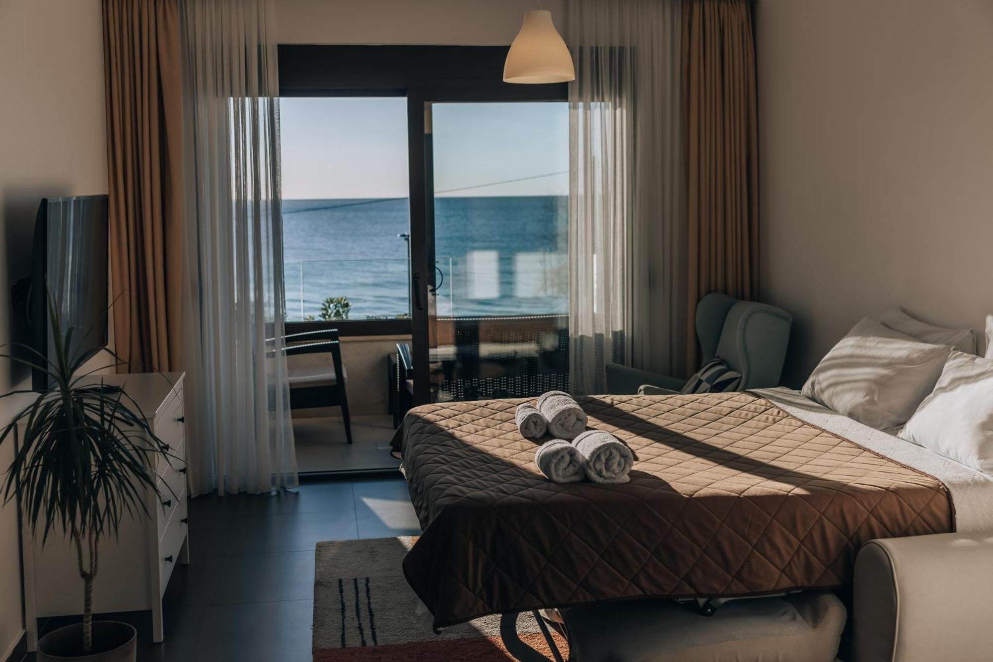 Apartments Kuce Lekovica Beach & Snack Bar- Bistro Номер фото