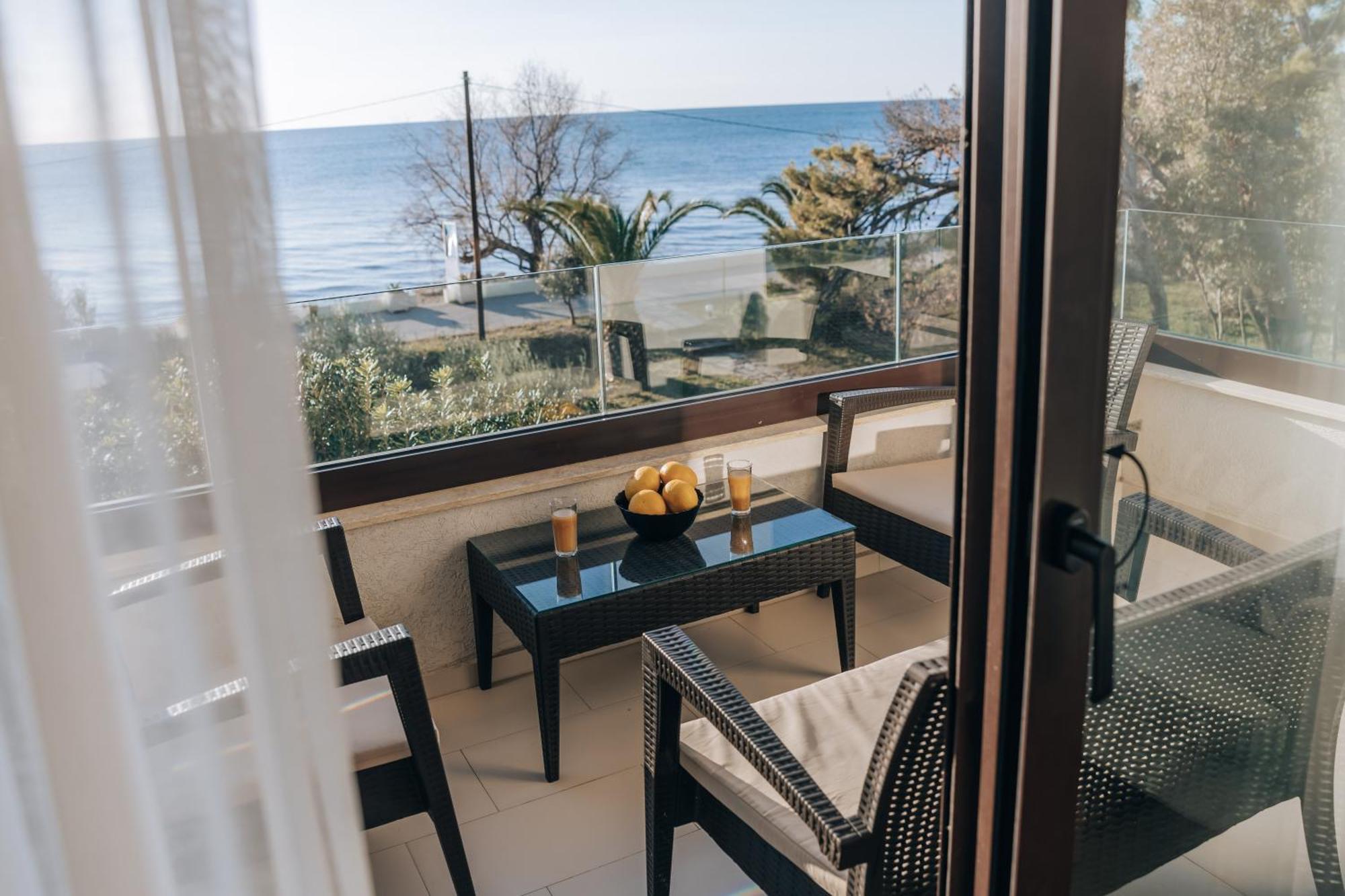 Apartments Kuce Lekovica Beach & Snack Bar- Bistro Экстерьер фото