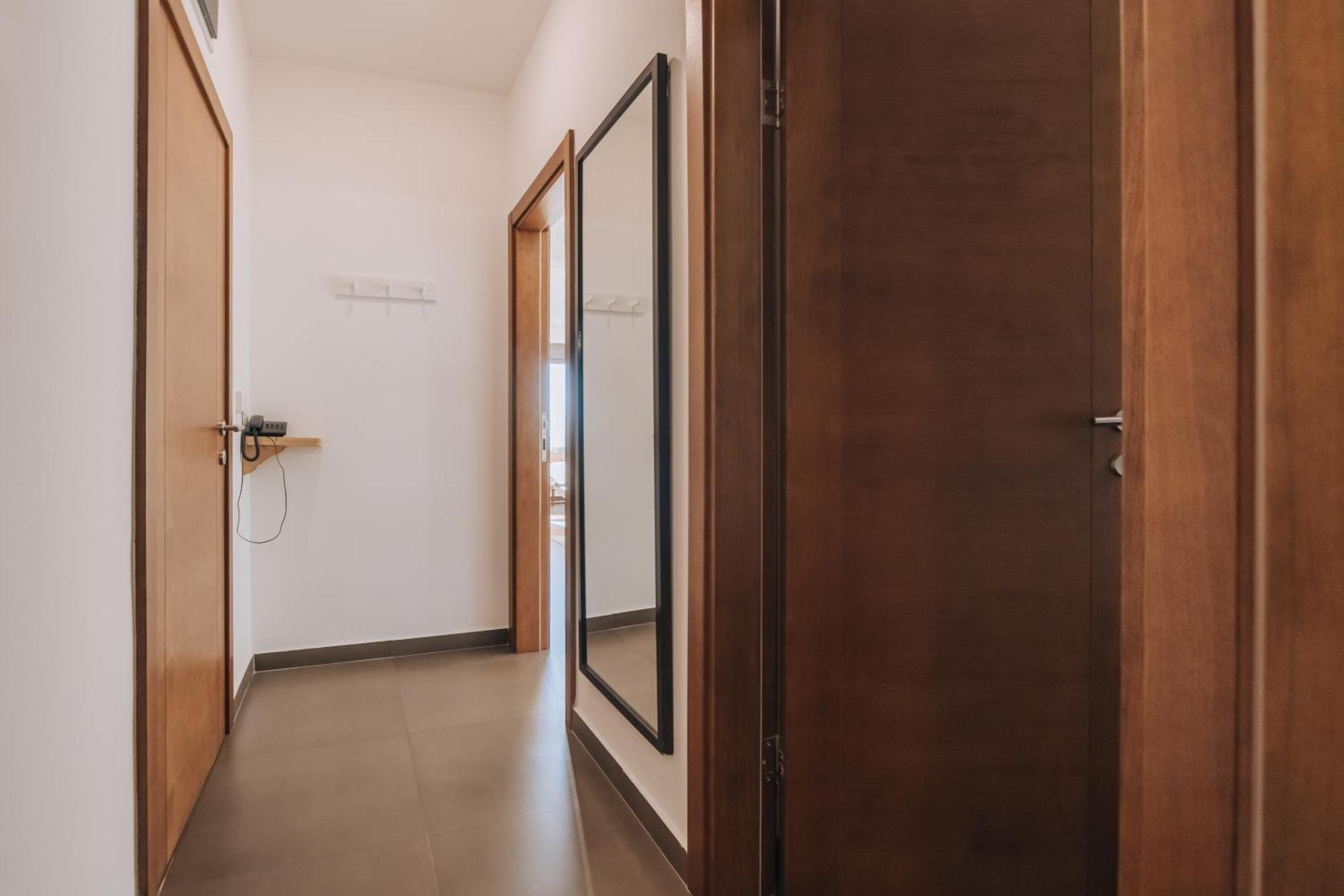 Apartments Kuce Lekovica Beach & Snack Bar- Bistro Номер фото