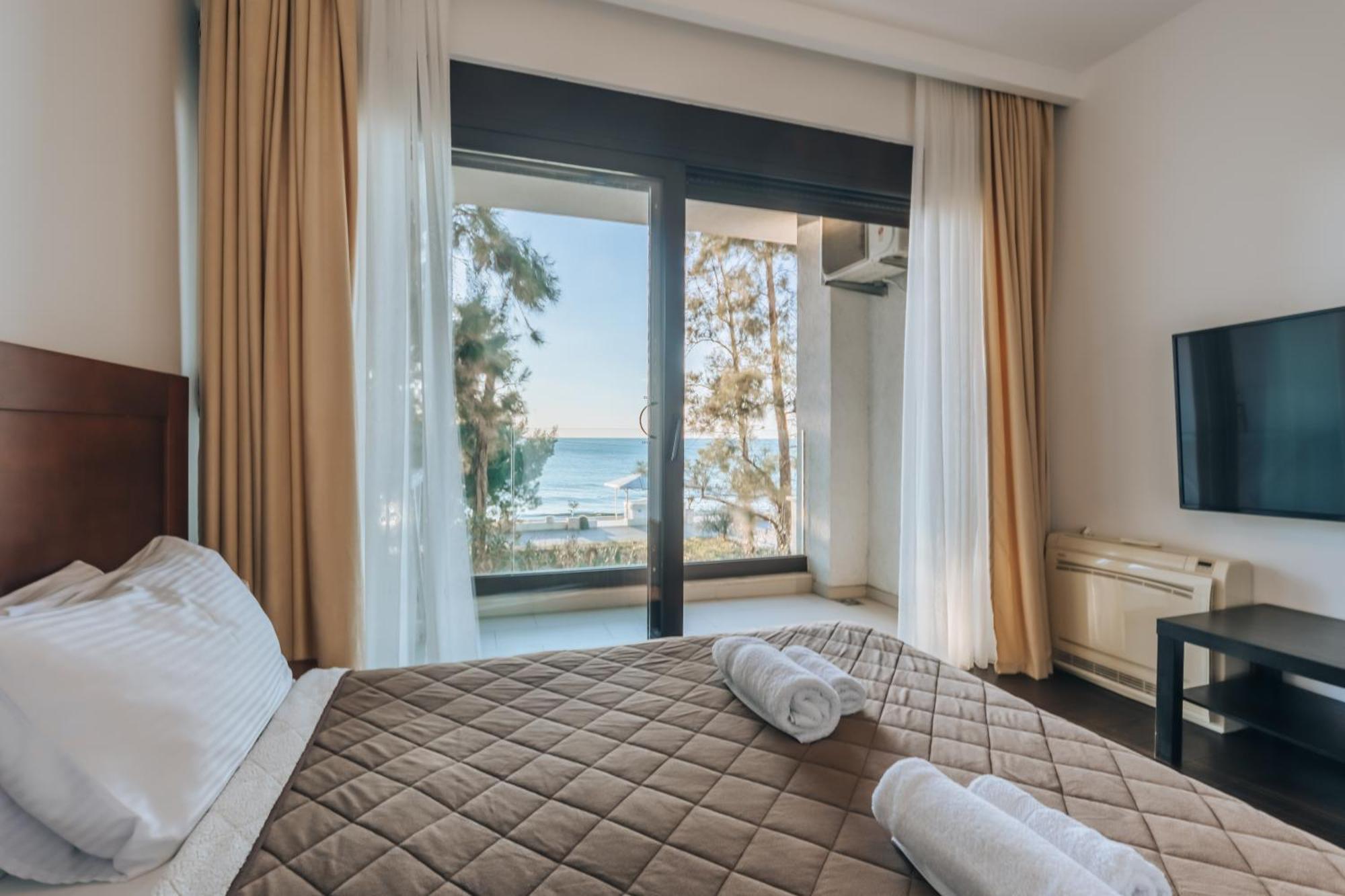 Apartments Kuce Lekovica Beach & Snack Bar- Bistro Номер фото