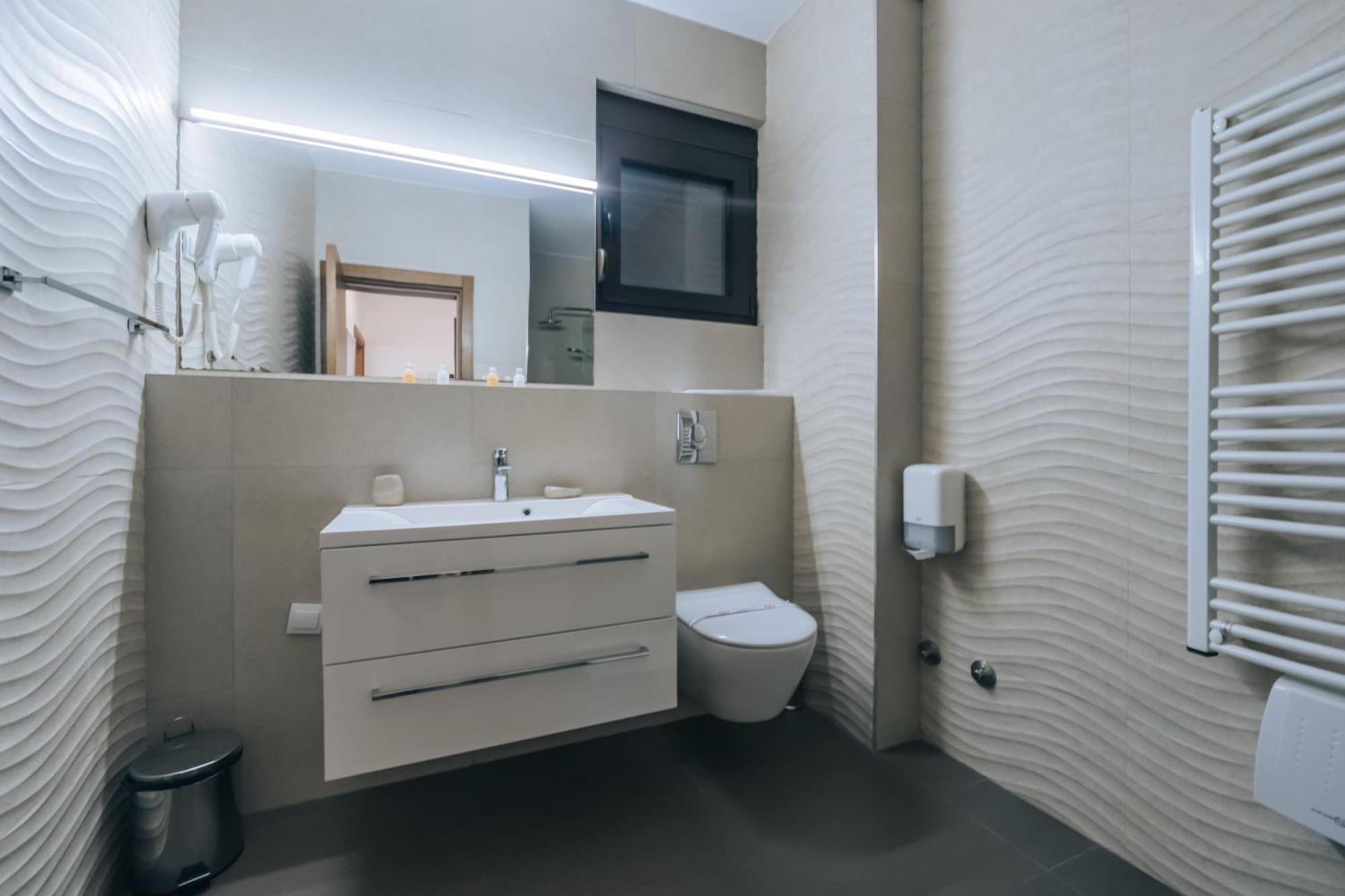 Apartments Kuce Lekovica Beach & Snack Bar- Bistro Номер фото