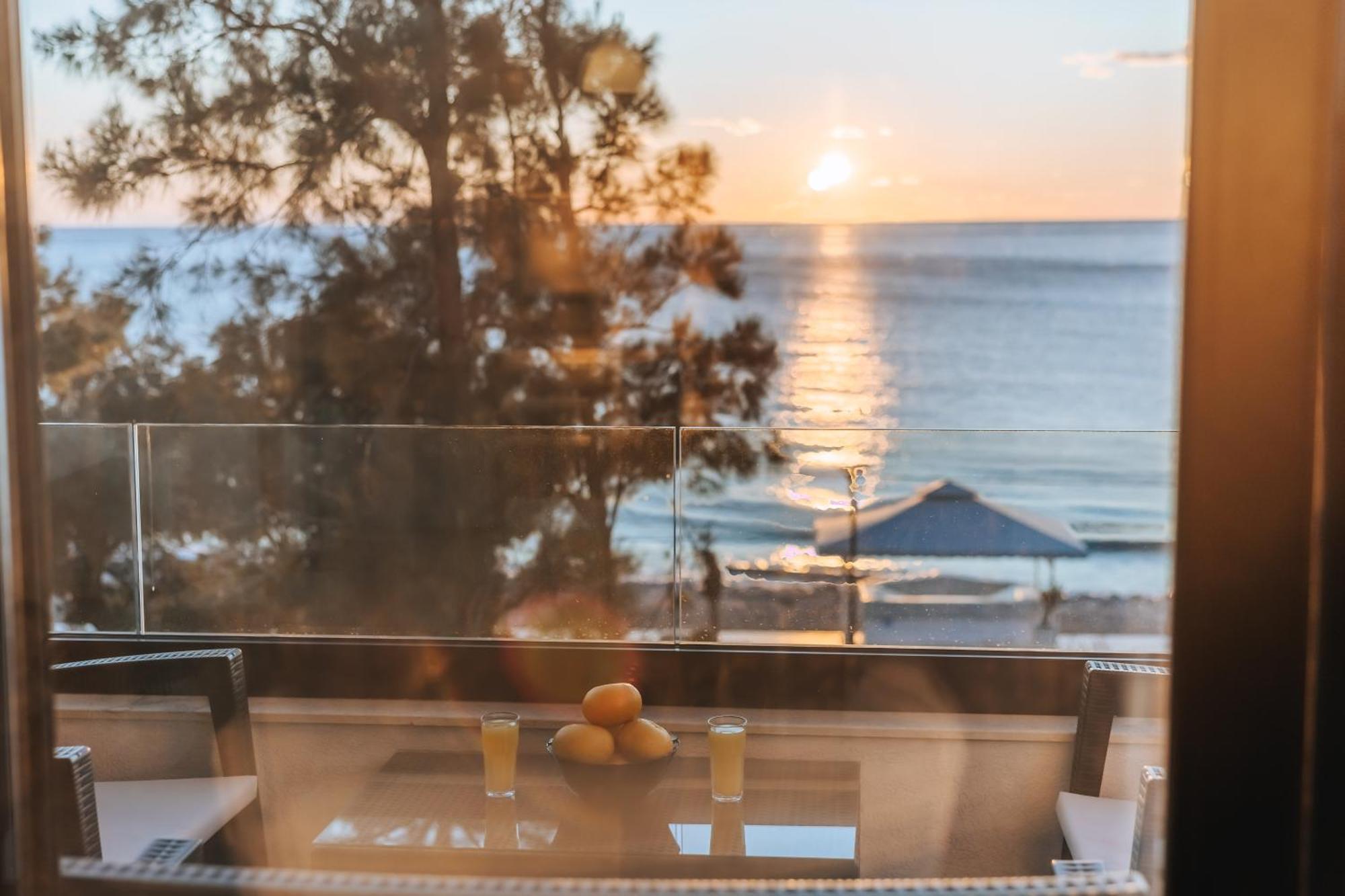Apartments Kuce Lekovica Beach & Snack Bar- Bistro Экстерьер фото