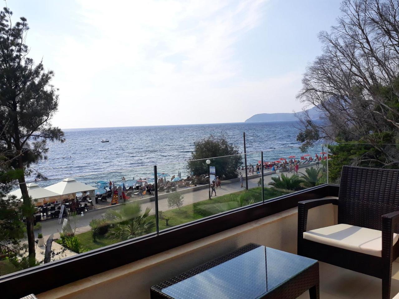 Apartments Kuce Lekovica Beach & Snack Bar- Bistro Экстерьер фото