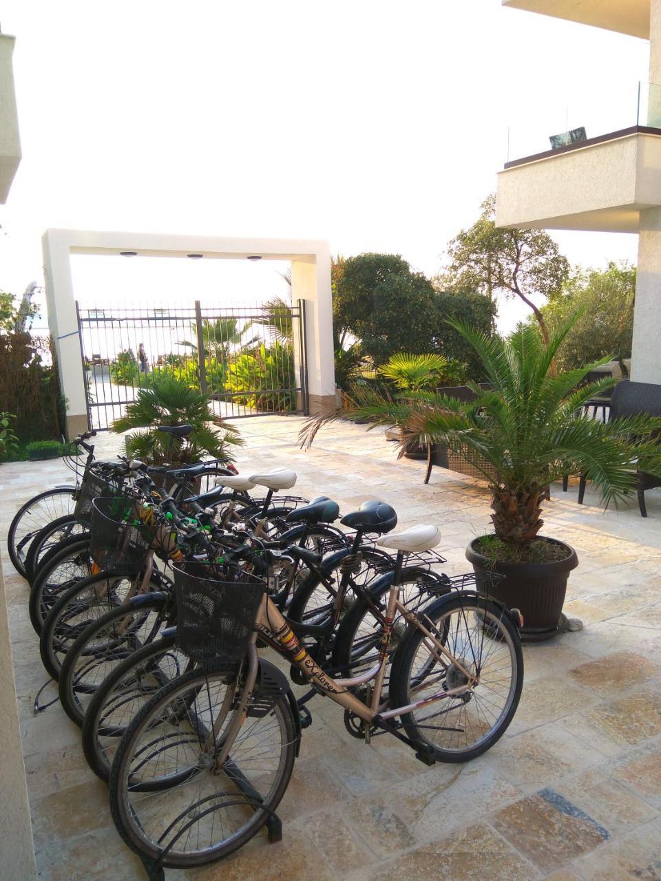 Apartments Kuce Lekovica Beach & Snack Bar- Bistro Экстерьер фото